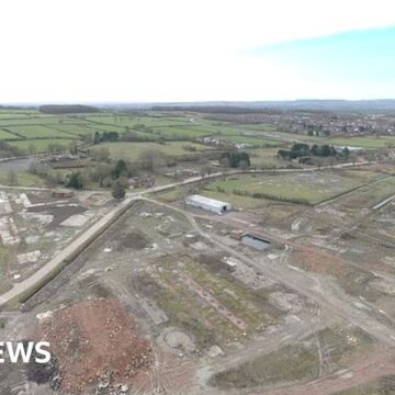 Somerset site 'considering multi-billion pound gigafactory'

