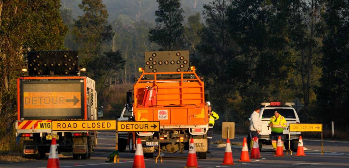 Australia bus crash: Ten dead, more injured after wedding bus crashes in Hunter Valley

