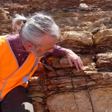  Scientists discover 'lost world' in Australian rock billions of years old |  Science and technology news

