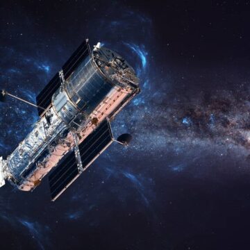 Software finds more satellite photobombs in Hubble images • The Register

