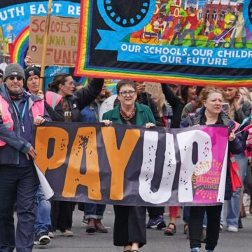  Teachers will strike for another two days this school term, union says |  UK News

