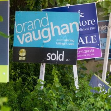 UK house prices posted first annual fall since December 2012

