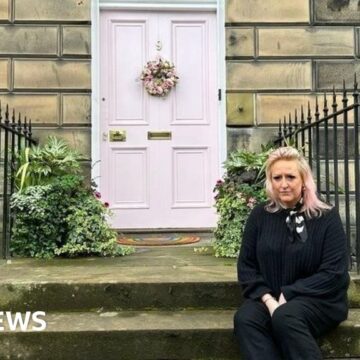 The woman with the pink neck is facing a new color complaint against Edinburgh Council

