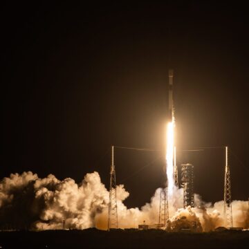 SpaceX breaks its own record, launches Falcon 9 for the 18th time