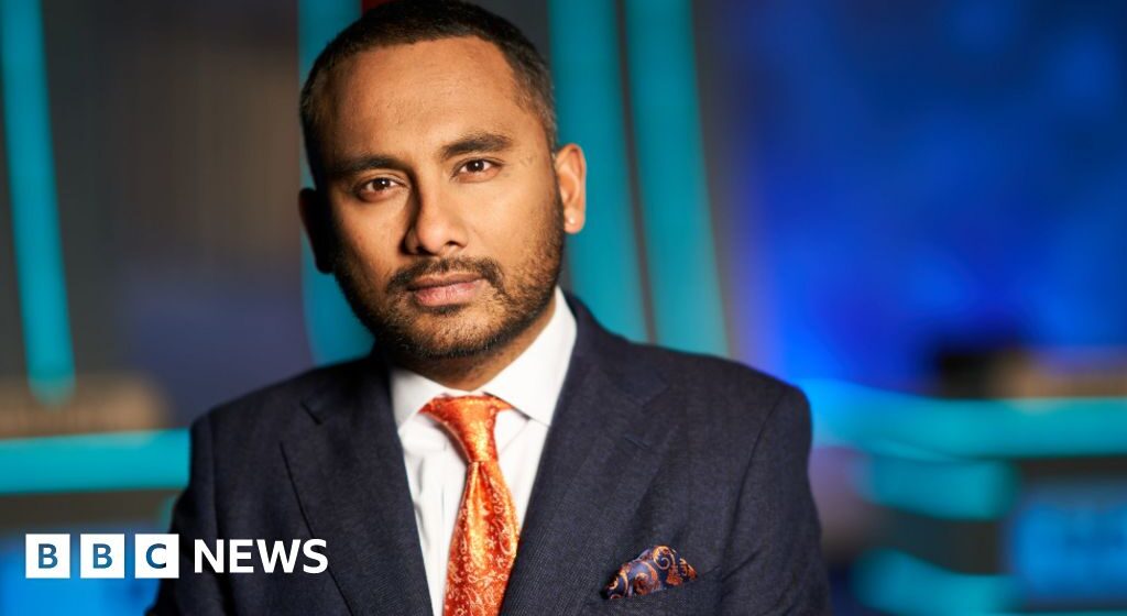 Amol Rajan: Critics warm to University Challenge's new host

