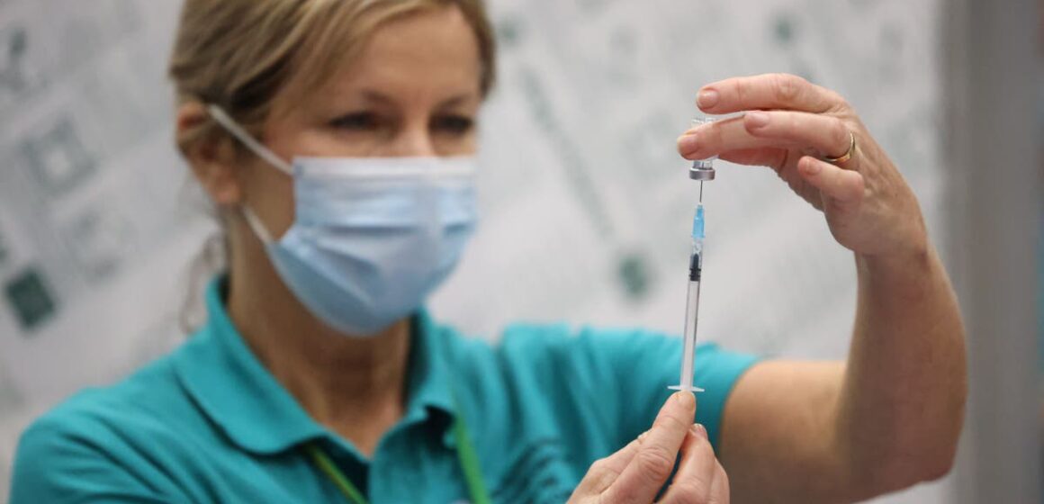 Covid vaccine should be rolled out to everyone among fears of highly infectious variant, health boss says