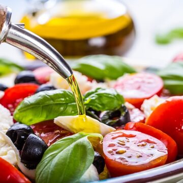 Mediterranean diet slashes dementia risk by almost a QUARTER, study suggests