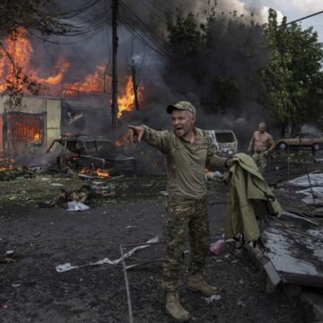 Ukraine war: drone strikes on Russia, uranium tank shells for Kyiv